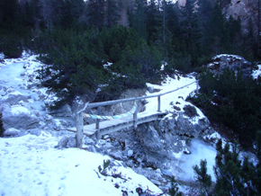Passaggio sul torrente