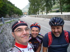 Il trio in partenza