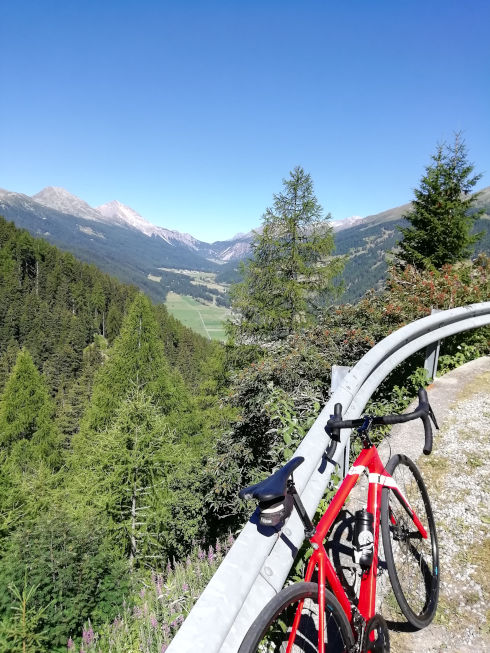 Veduta sul passo che porta a Livigno