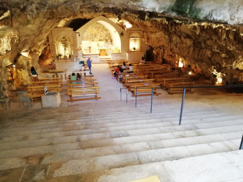 Grotta San Michele
